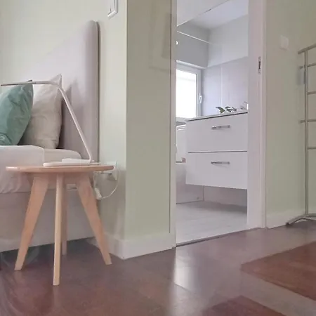 Typical Quarter Nest Semesterbostad Oporto