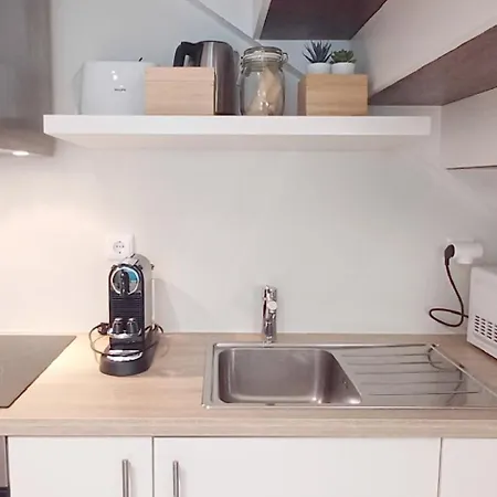 Semesterbostad Typical Quarter Nest *