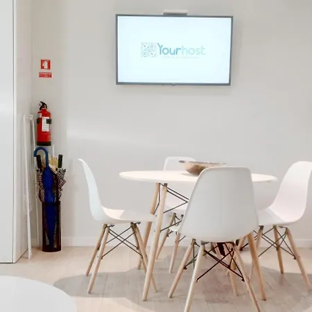 Typical Quarter Nest Semesterbostad Oporto