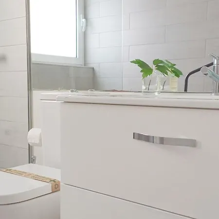 Typical Quarter Nest * Oporto