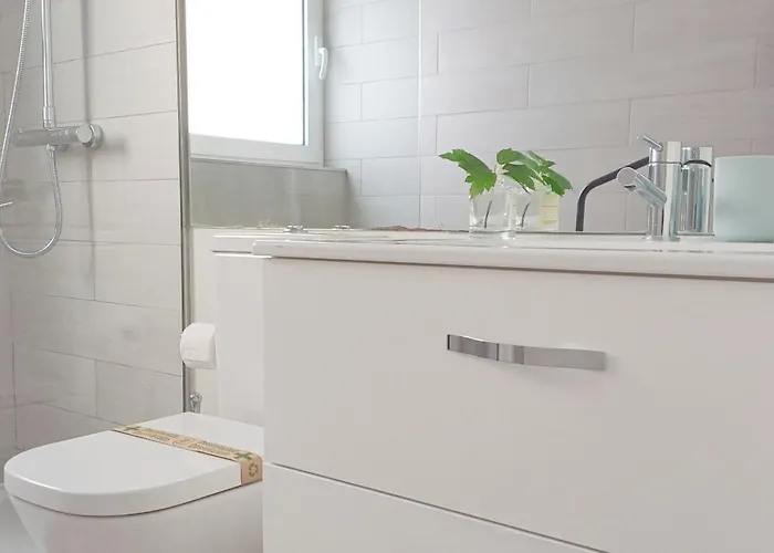 Typical Quarter Nest * Oporto