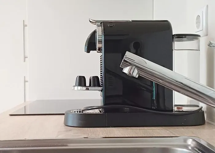 Typical Quarter Nest * Porto