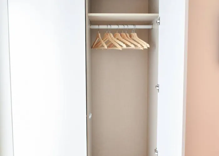 Typical Quarter Nest